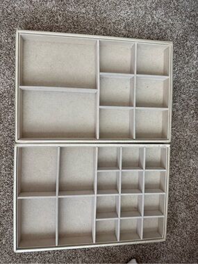 Beige Compartment Jewelry & Accessory Organizer Tray Set